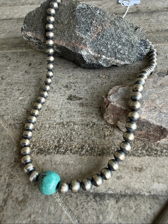 Jewelry - 14” Navajo Pearl Necklace